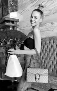 Ataköy escort bayan İzel