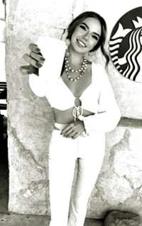 Ataköy escort bayan İzel