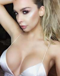 Kayseri escort bayan Defne
