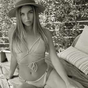 Ataköy escort bayan İra